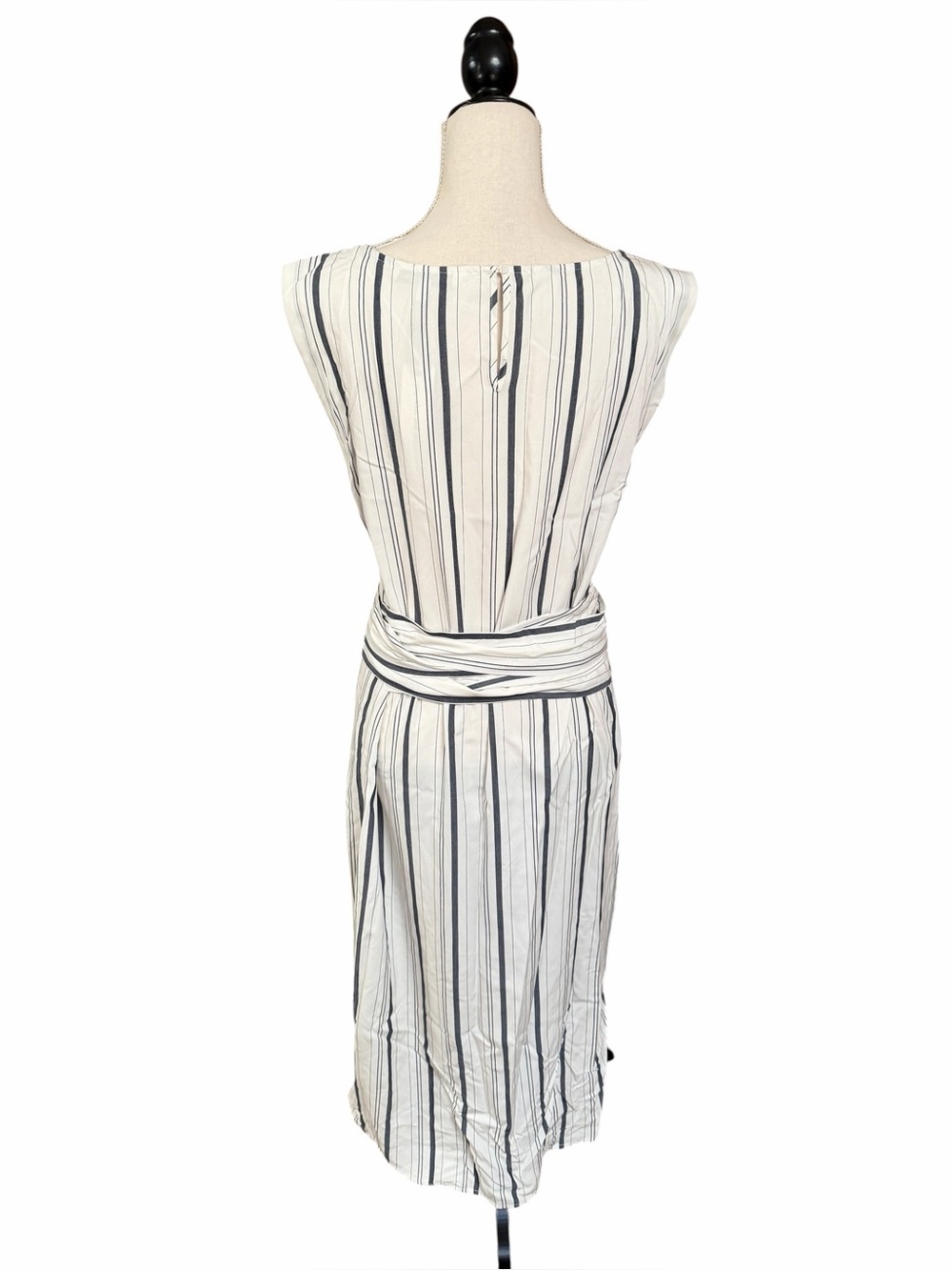 Cupcakes and Cashmere Ivory Stripe Tie Waist Midi Dress NWT M - Picture 10 of 16